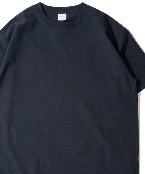 ADPOSION(アドポーション)の「【SEABEES/シービーズ】メッシュクルーネックTシャツ(Tシャツ/カットソー・メンズ・ネイビー/ブラック/グレイッシュベージュ・MEDIUM/LARGE)」の3枚目の写真