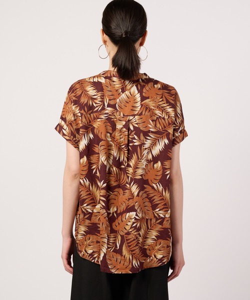 Arnold Palmer(アーノルドパーマー)の「リゾート柄 スキッパーブラウス(シャツ/ブラウス・レディース・ブルー系その他/グリーン系その他/ホワイト系その他/ブラウン系その他・S/M/L)」の11枚目の写真