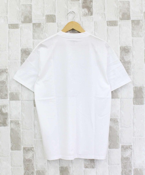 Carhartt WIP(カーハートダブリューアイピー)の「WIP シャッタードTシャツ S/S Shattered T-Shirt(Tシャツ/カットソー・メンズ・ブラック/ホワイト・M/L/XL)」の4枚目の写真
