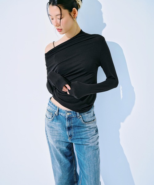 kiehtova(キエトヴァ)の「【kiehtova】VEIL DRAPE TOPS/ヴェール ドレープ トップス KTWR66(Tシャツ/カットソー・レディース・ホワイト/ブラック/カーキ・FREE)」の9枚目の写真
