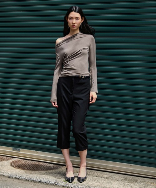 kiehtova(キエトヴァ)の「【kiehtova】VEIL DRAPE TOPS/ヴェール ドレープ トップス KTWR66(Tシャツ/カットソー・レディース・ホワイト/ブラック/カーキ・FREE)」の15枚目の写真