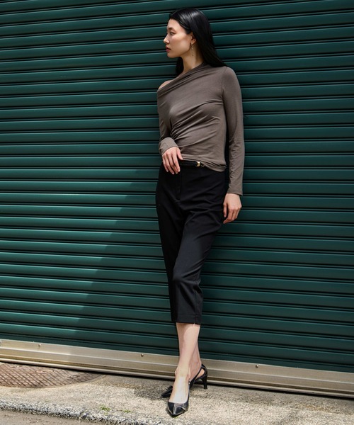kiehtova(キエトヴァ)の「【kiehtova】VEIL DRAPE TOPS/ヴェール ドレープ トップス KTWR66(Tシャツ/カットソー・レディース・ホワイト/ブラック/カーキ・FREE)」の16枚目の写真
