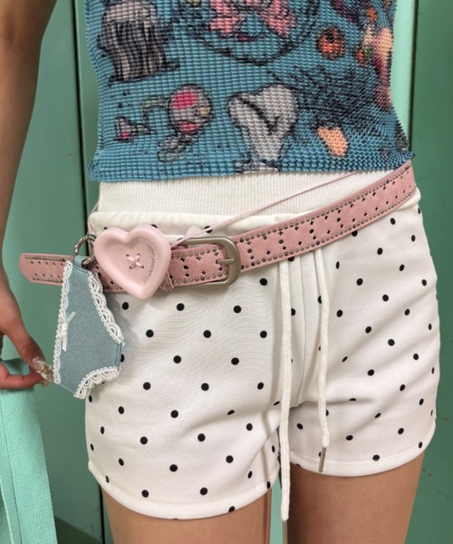 Never mind the XU（ネバーマインドザエックスユー）の「【Never mind the XU】studs narrow belt / 【ネバーマインド ザ エックスユー】スタッズナローベルト（ベルト・レディース・ホワイト/ブラック/ピンク・ONE SIZE）」の3枚目の写真
