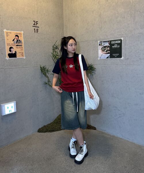 AWESOME STUDIO(オーサムスタジオ)の「Y2Kスターモチーフ配色半袖Tシャツワイン(Tシャツ/カットソー・レディース・ワイン・FREE)」の8枚目の写真