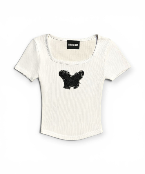 BORN SLIPPY(ボーンスリッピー)の「Frayed Butterfly Square Neck T-shirt (White)(Tシャツ/カットソー・レディース・その他・FREE)」の1枚目の写真