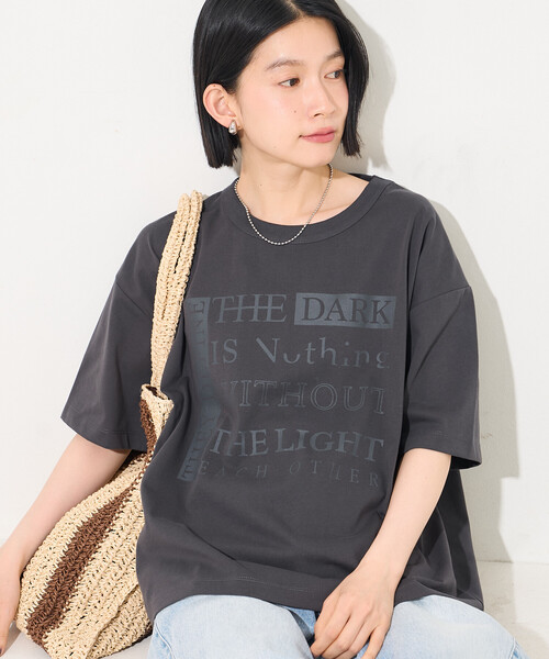 FREAK'S STORE（フリークスストア）の「ワントーン ロゴTシャツ/オーバーサイズTシャツ（Tシャツ/カットソー・レディース・チャコール/ブルー/ブラウン・ﾌﾘ-）」の11枚目の写真
