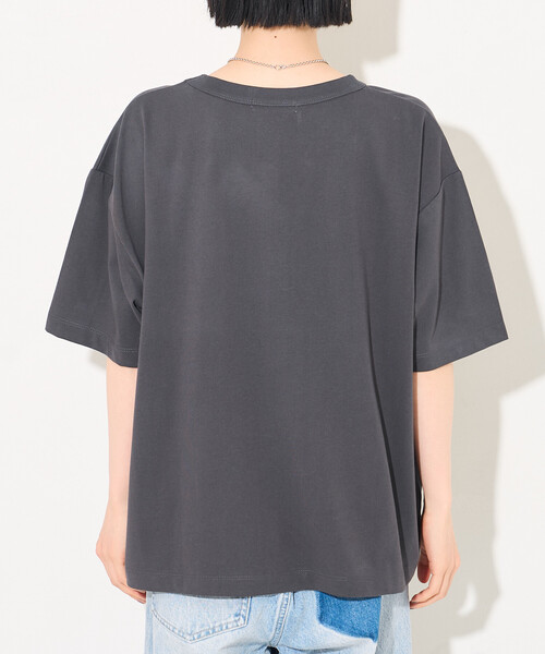 FREAK'S STORE（フリークスストア）の「ワントーン ロゴTシャツ/オーバーサイズTシャツ（Tシャツ/カットソー・レディース・チャコール/ブルー/ブラウン・ﾌﾘ-）」の21枚目の写真