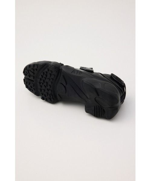 NIKE(ナイキ)の「エア リフト(スニーカー・レディース・ブラック・25cm/24cm/23cm)」の2枚目の写真