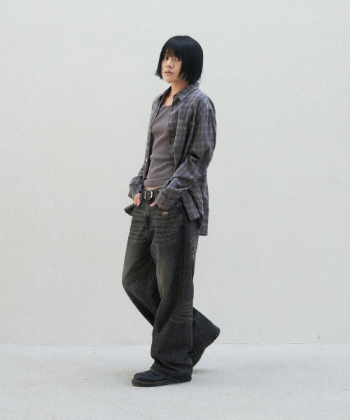 SLOWACID（スローアシッド）の「ユーズドティンウォッシュデニムパンツ[ブラック]（デニムパンツ・レディース・その他・SMALL/MEDIUM/LARGE）」の5枚目の写真