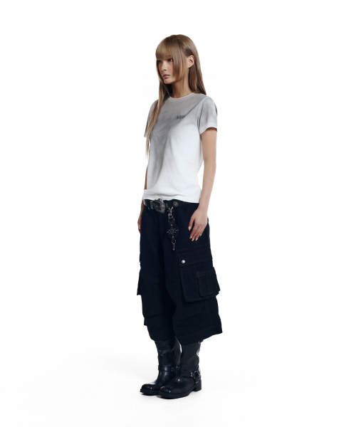 AAKAM(アーカム)の「Patch Cargo Bermuda Pants (Black)(その他パンツ・レディース・その他・1/2)」の3枚目の写真