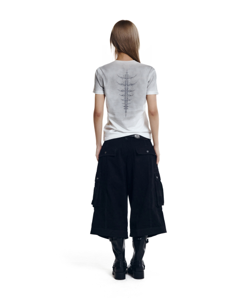 AAKAM(アーカム)の「Patch Cargo Bermuda Pants (Black)(その他パンツ・レディース・その他・1/2)」の4枚目の写真