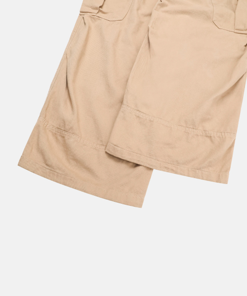 And Again(アンドアゲイン)の「Big Pocket Cargo Pants(その他パンツ・レディース・ベージュ/ブラウン/ワインレッド/ブラック・FREE)」の15枚目の写真