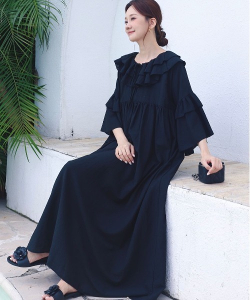 BIRTHDAY BASH(バースデイバッシュ)の「FRILL KAFTAN DRESS(フリルカフタンドレス)(ワンピース・レディース・ブラック/アイボリー・FREE)」の1枚目の写真