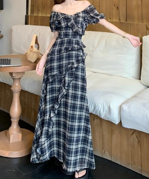 FLINEA（フリネア）の「フリルチェック柄ワンピース（ワンピース・レディース・ネイビー・FREE）」の9枚目の写真