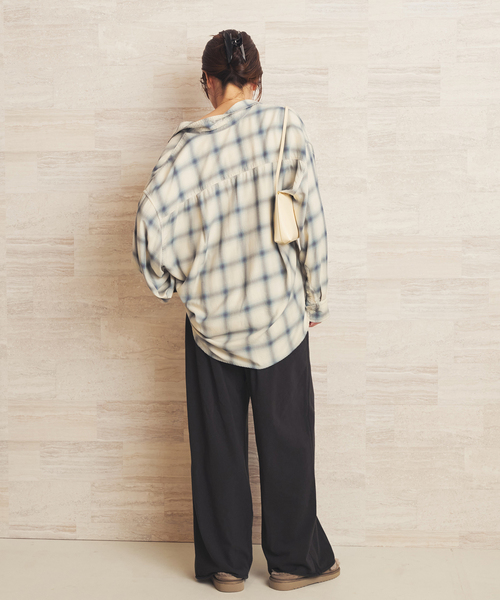 plage(プラージュ)の「twist jersey パンツ(その他パンツ・レディース・チャコールグレー/ベージュ・36/38)」の7枚目の写真