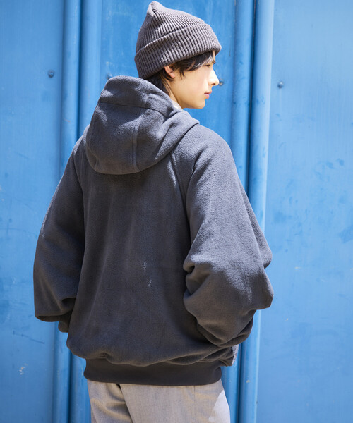 Columbia(コロンビア)の「限定展開 Columbia×FREAK'S STORE 別注 インペリアルパーク ワンポイントロゴ リバーシブル フーディー ジャケット(ブルゾン・メンズ・ブラック/チャコールグレー/ベージュ・MEDIUM/LARGE/X-LARGE/SMALL)」の15枚目の写真