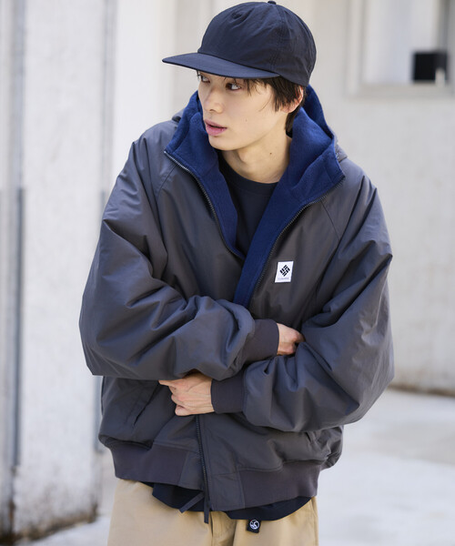 Columbia(コロンビア)の「限定展開 Columbia×FREAK'S STORE 別注 インペリアルパーク ワンポイントロゴ リバーシブル フーディー ジャケット(ブルゾン・メンズ・ブラック/チャコールグレー/ベージュ・MEDIUM/LARGE/X-LARGE/SMALL)」の20枚目の写真