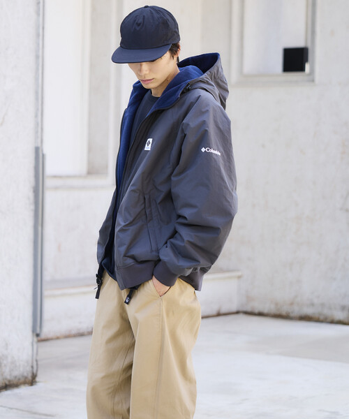 Columbia(コロンビア)の「限定展開 Columbia×FREAK'S STORE 別注 インペリアルパーク ワンポイントロゴ リバーシブル フーディー ジャケット(ブルゾン・メンズ・ブラック/チャコールグレー/ベージュ・MEDIUM/LARGE/X-LARGE/SMALL)」の21枚目の写真