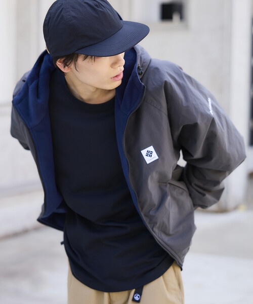 Columbia(コロンビア)の「限定展開 Columbia×FREAK'S STORE 別注 インペリアルパーク ワンポイントロゴ リバーシブル フーディー ジャケット(ブルゾン・メンズ・ブラック/チャコールグレー/ベージュ・MEDIUM/LARGE/X-LARGE/SMALL)」の22枚目の写真