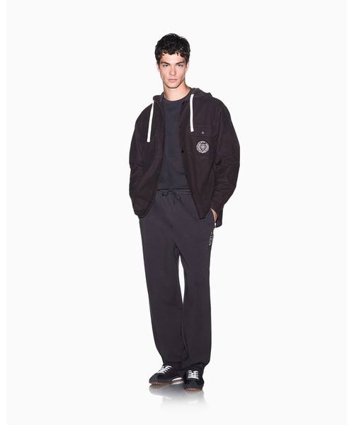 ARMANI EXCHANGE(アルマーニエクスチェンジ)の「【A|X アルマーニ エクスチェンジ】CO エンブレムロゴ レギュラーフィット 半袖クルーネックTシャツ/REGULAR(EC限定カラー含)(Tシャツ/カットソー・メンズ・チャコールグレー/インディゴブルー・X-LARGE/LARGE/SMALL/MEDIUM/XX-LARGE/X-SMALL)」の13枚目の写真