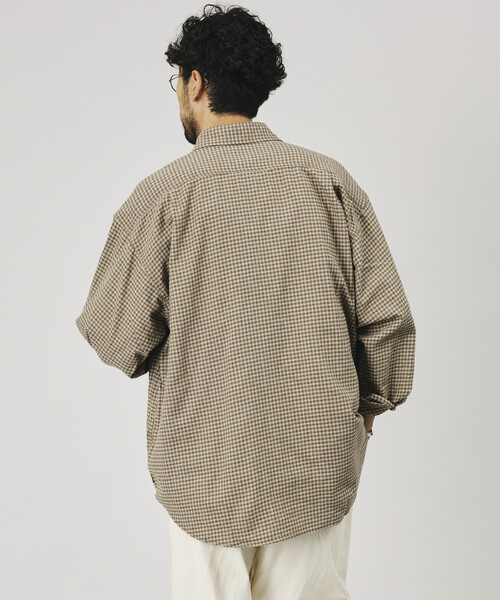 HINSON(ヒンソン)の「HINSON/ヒンソン 別注 フランネル レギュラーカラー ロングスリーブシャツ(シャツ/ブラウス・メンズ・サックスブルー/グリーン/オフホワイト/グレー/ブラウン・LARGE/SMALL/MEDIUM)」の19枚目の写真