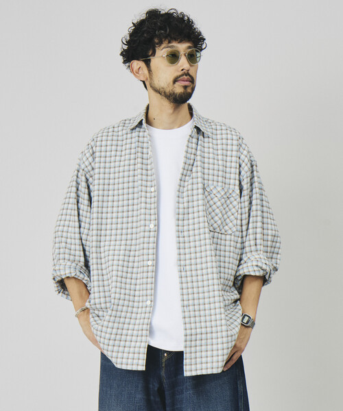 HINSON(ヒンソン)の「HINSON/ヒンソン 別注 フランネル レギュラーカラー ロングスリーブシャツ(シャツ/ブラウス・メンズ・サックスブルー/グリーン/オフホワイト/グレー/ブラウン・LARGE/SMALL/MEDIUM)」の21枚目の写真