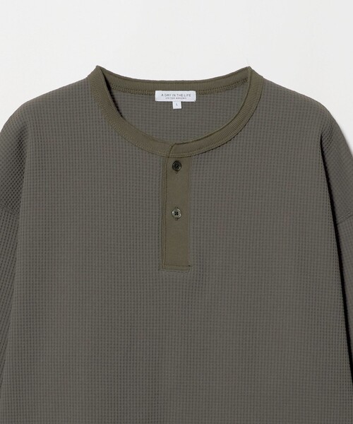 A DAY IN THE LIFE UNITED ARROWS(アデイインザライフユナイテッドアローズ)の「クリアワッフル ワイド ヘンリーネックカットソー<A DAY IN THE LIFE>(Tシャツ/カットソー・メンズ・オリーブ/パープル/ブラック・L/M)」の11枚目の写真