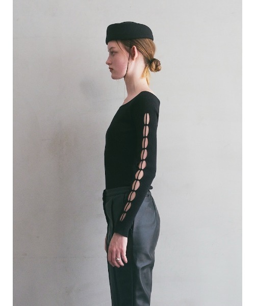 ILANIS(イラニス)の「Halo Knit Bodysuit(ニット/セーター・レディース・グレー/ホワイト/ブラック・FREE)」の9枚目の写真