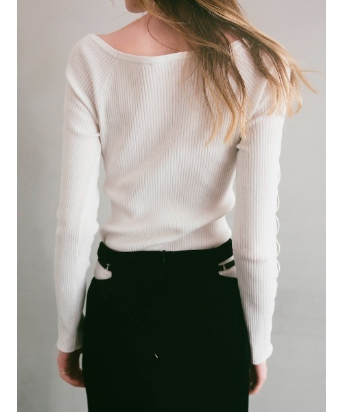 ILANIS(イラニス)の「Halo Knit Bodysuit(ニット/セーター・レディース・グレー/ホワイト/ブラック・FREE)」の18枚目の写真