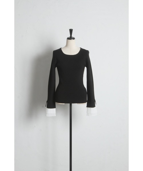 tocco closet(トッコ クローゼット)の「【ZOZO限定】袖口プリーツフリルニットトップス(ニット/セーター・レディース・ネイビー/ブラック/ラベンダー・M)」の20枚目の写真