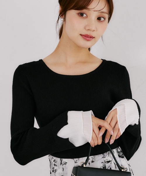 tocco closet(トッコ クローゼット)の「【ZOZO限定】袖口プリーツフリルニットトップス(ニット/セーター・レディース・ネイビー/ブラック/ラベンダー・M)」の7枚目の写真