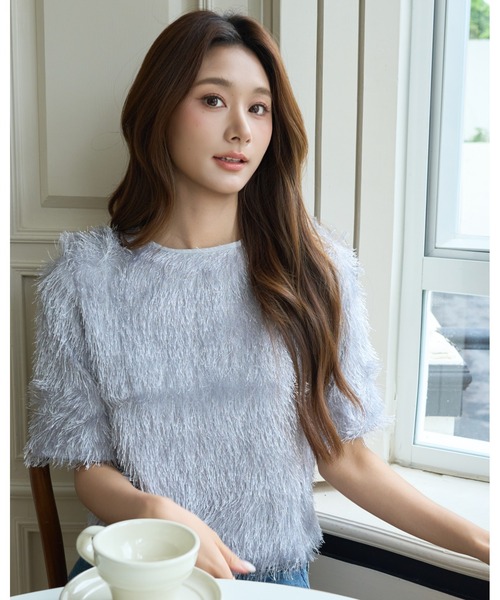 BIRTHDAY BASH(バースデイバッシュ)の「MIA FEATHER LIKE TOPS(ミアフェザーライクトップス)(Tシャツ/カットソー・レディース・グレー・M/S)」の3枚目の写真