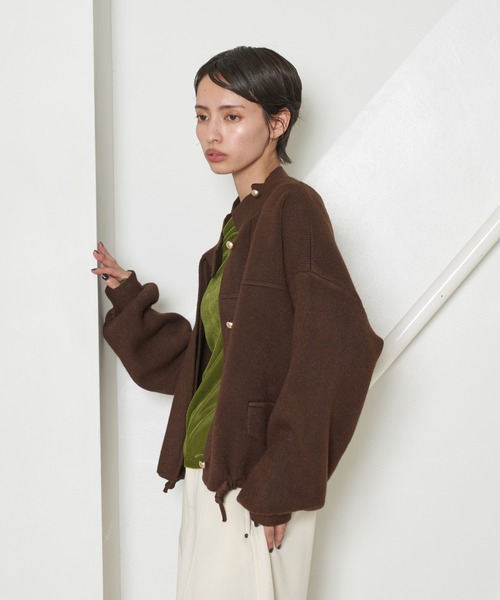 OFROOM(オフルーム)の「【2026秋冬新作】Knit Blouson|ニットブルゾン(ブルゾン・レディース・ブラウン/ブラック/レッド・FREE)」の8枚目の写真
