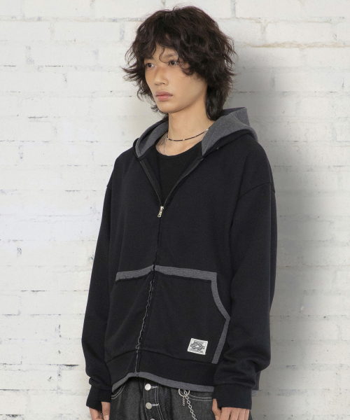 XTONZ(エクストーンズ)の「XTT169 フィンガーホール ワッフル レイヤード クロップド フード ジップアップ (BLACK)(パーカー・レディース・その他・LARGE/SMALL)」の11枚目の写真