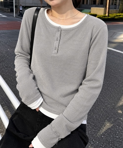 Miniministore(ミニミニストア)の「ヘンリーネック長袖リブカットソー重ね着風(Tシャツ/カットソー・レディース・ライトグレー/ダークグレー/ブラック/カーキ・FREE)」の3枚目の写真