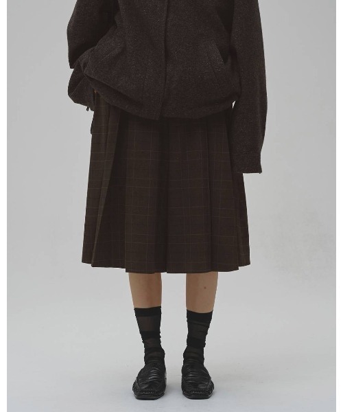 TODAYFUL(トゥデイフル)の「Pleats Bermuda Pants 12620707(その他パンツ・レディース・ブラック/マルチ・38inch/36inch)」の2枚目の写真