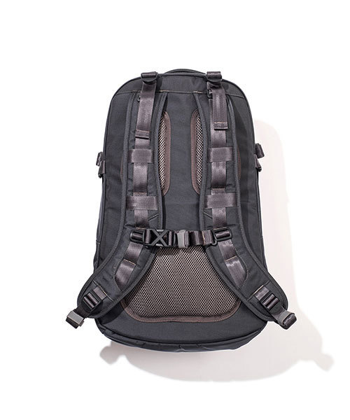 F/CE. （エフシーイー）の「F/CE. AU TYPE A TRAVEL BP / エフシーイー タイプエー トラベルバックパック（バックパック/リュック・メンズ・ネイビー/ブラック/タン/グレー/インディゴブルー・FREE）」の18枚目の写真