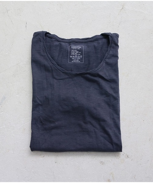 TODAYFUL(トゥデイフル)の「Uesful U ネックTシャツ(Tシャツ/カットソー・レディース・オフホワイト/チャコールグレー/グレー・SMALL/MEDIUM)」の3枚目の写真