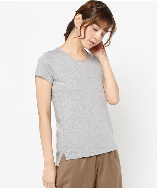 TODAYFUL(トゥデイフル)の「Uesful U ネックTシャツ(Tシャツ/カットソー・レディース・オフホワイト/チャコールグレー/グレー・SMALL/MEDIUM)」の5枚目の写真
