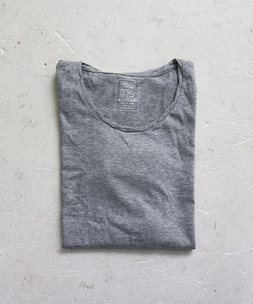TODAYFUL(トゥデイフル)の「Uesful U ネックTシャツ(Tシャツ/カットソー・レディース・オフホワイト/チャコールグレー/グレー・SMALL/MEDIUM)」の6枚目の写真