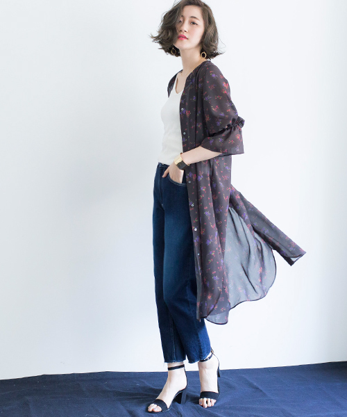 STUDIOUS（ステュディオス）の「カットオフストレートデニム（デニムパンツ・レディース・ネイビー/サックスブルー・1/0/2）」の19枚目の写真