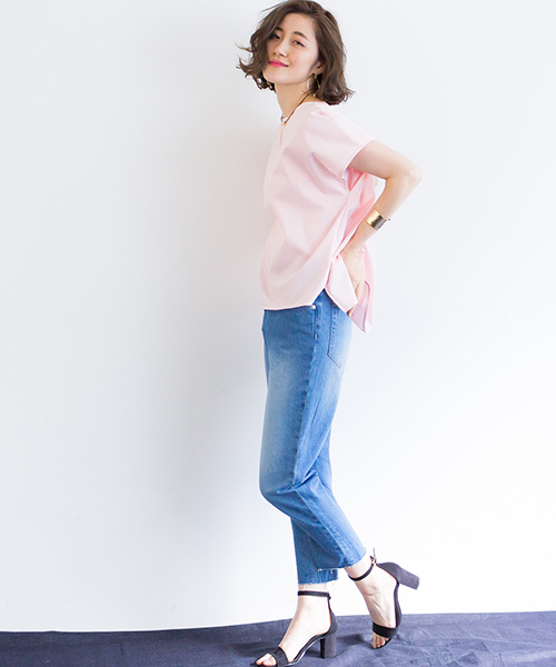 STUDIOUS（ステュディオス）の「カットオフストレートデニム（デニムパンツ・レディース・ネイビー/サックスブルー・1/0/2）」の16枚目の写真