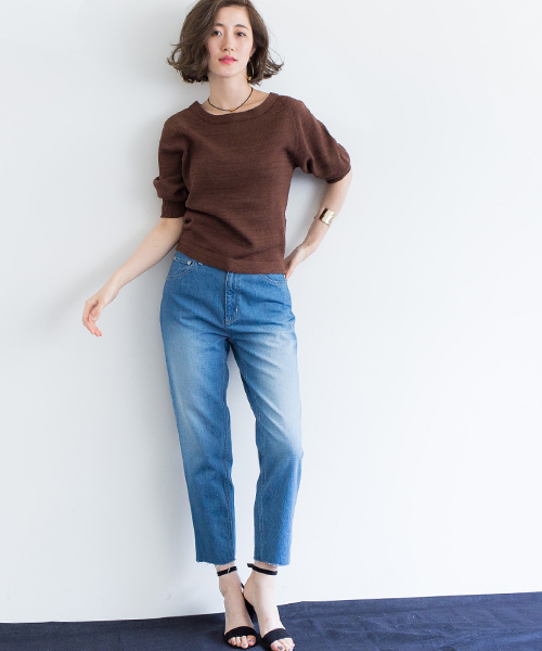 STUDIOUS（ステュディオス）の「カットオフストレートデニム（デニムパンツ・レディース・ネイビー/サックスブルー・1/0/2）」の17枚目の写真