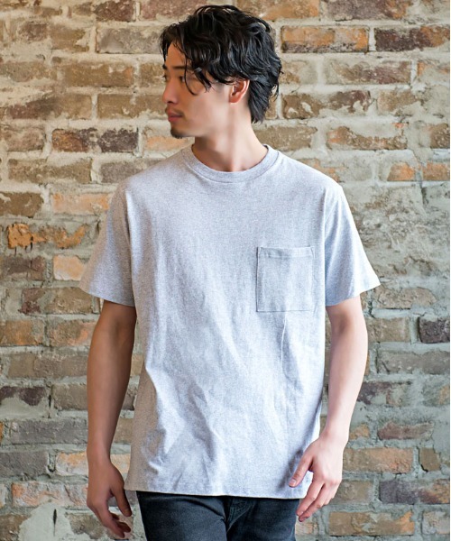 Goodwear(グッドウェア)の「『Goodwear/グッドウェア』WEB別注 ヘビーウェイトポケット付きクルーネック半袖Tシャツ(Tシャツ/カットソー・メンズ・ネイビー/オレンジ/ホワイト/カーキ/ブラック/チャコール/ブルー/ミント/ピンク/イエロー/レッド/タン/サックスブルー/ラベンダー/ゴールド/グレー/ピンク系その他/マスタード/ブルー系その他/グリーン系その他/ベージュ/グレー系その他2/カーキ系/ライトブラウン/レッド系その他/グレー系その他/ブルー系その他2/カーキ系1/ライトパープル/ダークグリーン/イエロー系1/オレンジ系1/グリーン系1/ライトピンク・L/M/XL/S)」の3枚目の写真
