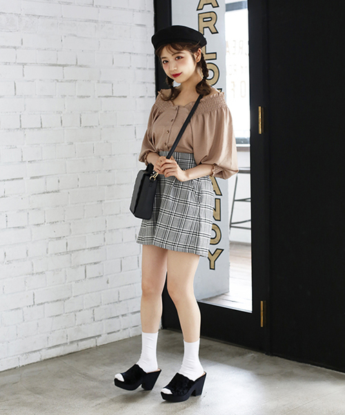 one after another NICE CLAUP(ワンアフターアナザーナイスクラップ)の「うしろレースアップパンツ(その他パンツ・レディース・ブラック/ベージュ/チェック・FREE)」の10枚目の写真