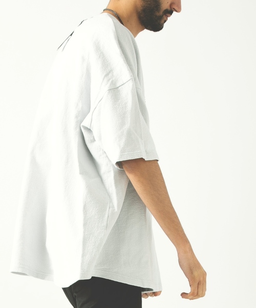 OURET(オーレット)の「オーバーサイズTシャツ(Tシャツ/カットソー・メンズ・ホワイト系その他/ブラック/ベージュ・2/1)」の21枚目の写真