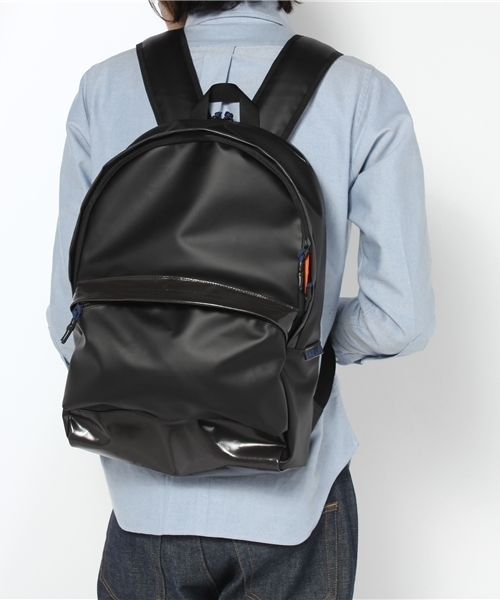 SAZABY（サザビー）の「ﾌｧﾌﾞﾘｯｸﾊﾞｯｸﾞｽMMCA14707（バックパック/リュック・メンズ・ブラック/ネイビー・FREE）」の11枚目の写真