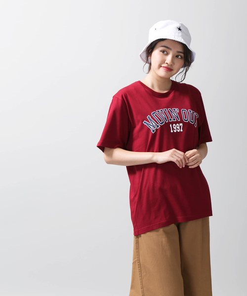 WEGO(ウィゴー)の「WEGO/カレッジロゴプリントTシャツ(Tシャツ/カットソー・レディース・ワイン/ピンク/マスタード/グリーン・FREE)」の11枚目の写真