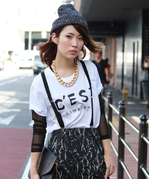 WEGO（ウィゴー）の「WEGO/ロールアップシンプルロゴTee（S）（Tシャツ/カットソー・レディース・ホワイト/ブラック・FREE）」の2枚目の写真