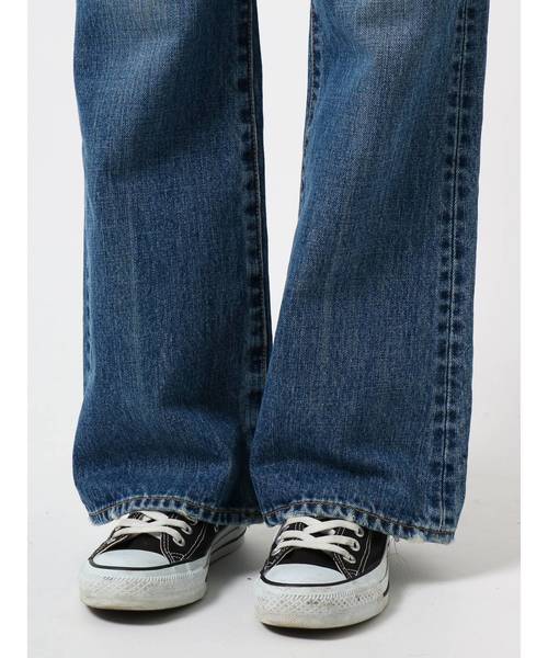 Ungrid(アングリッド)の「ハイウエストフレアデニム(デニムパンツ・レディース・ブルー・24inch/25inch/26inch)」の3枚目の写真